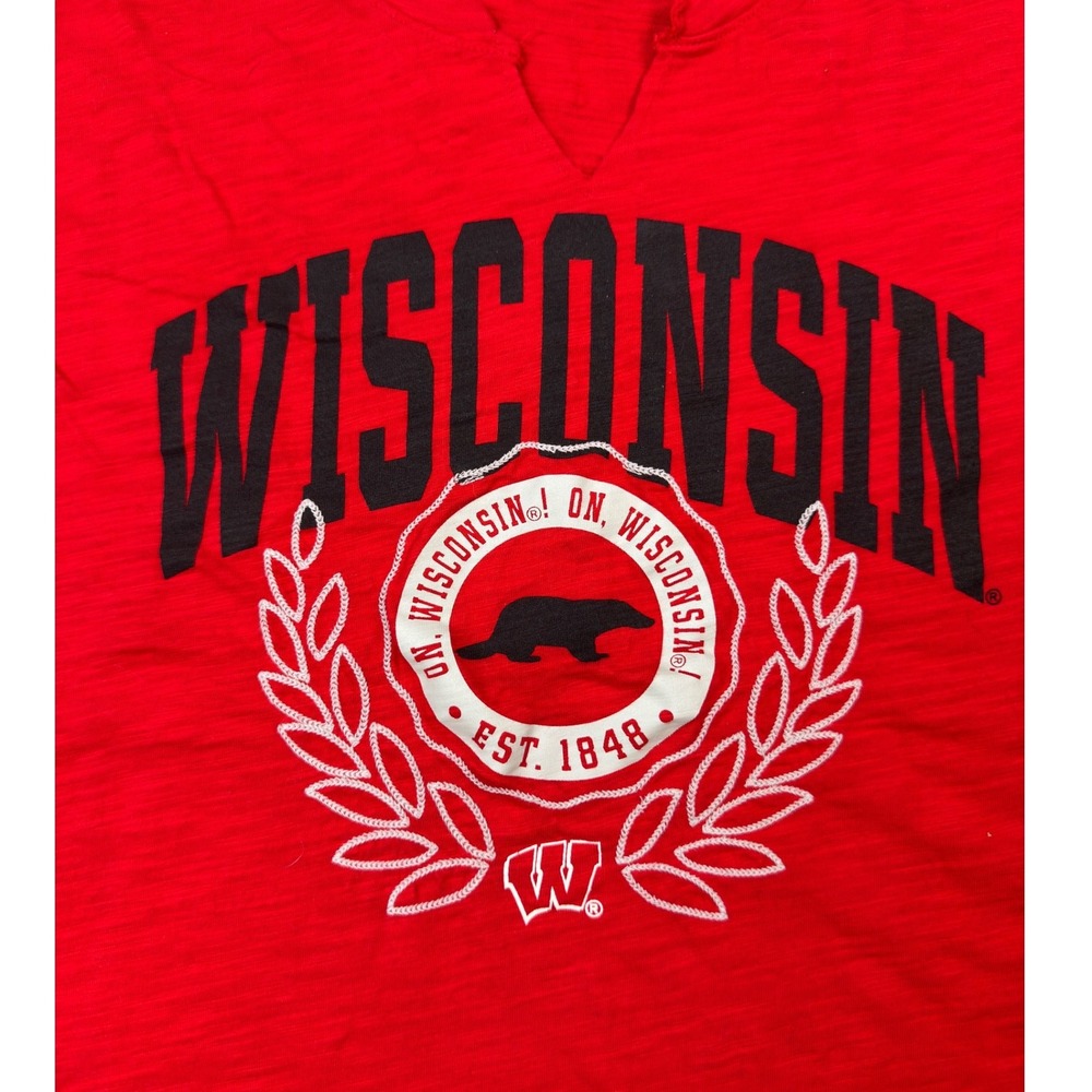 Wisconsin Badgers Football Women XL Red Cotton Slub V-Neck Tee NCAA Bucky UW - Picture 3 of 16